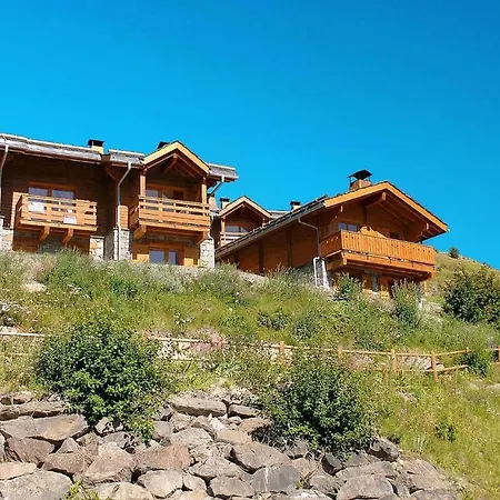 Chalet 8 *