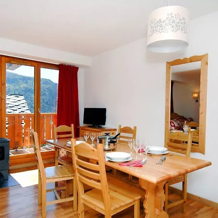 Ośrodek wypoczynkowy Chalet 8 *